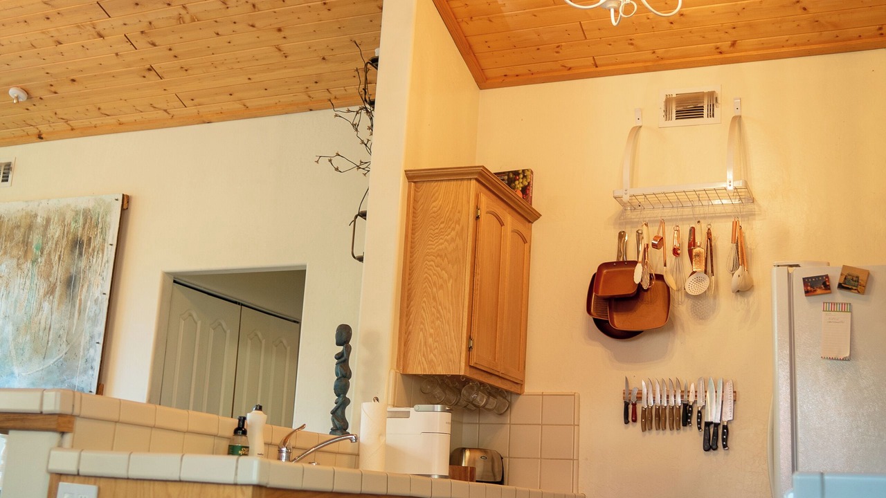 Photo of Kitchen in Pine Mountain Club