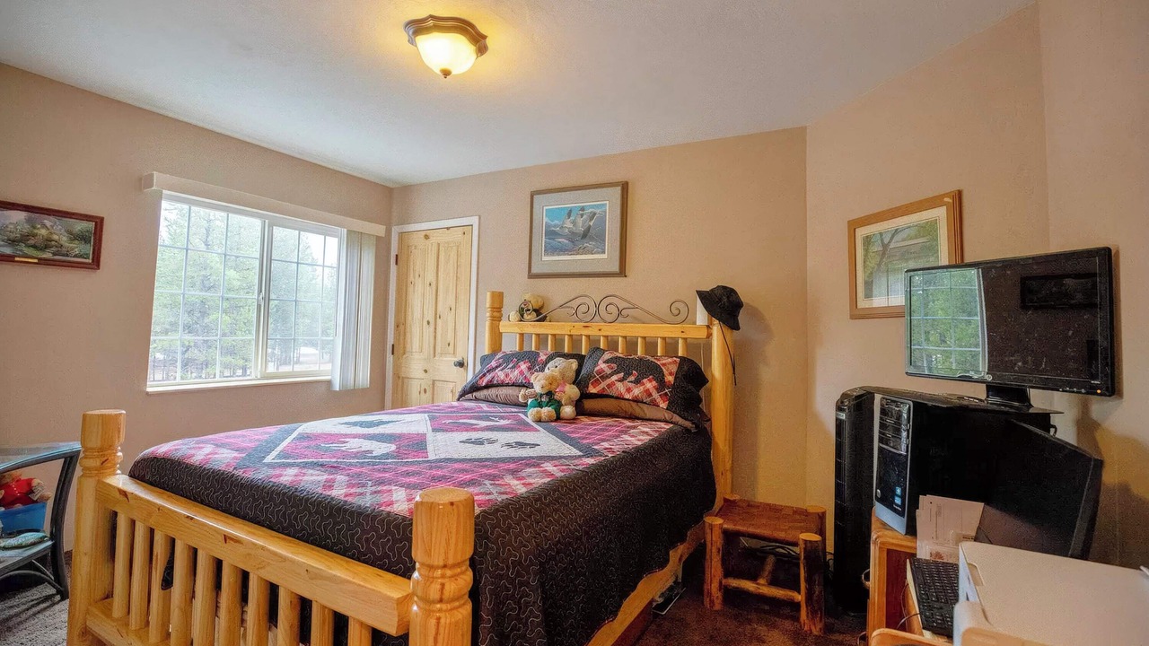 Photo of Bedroom in Gilchrist