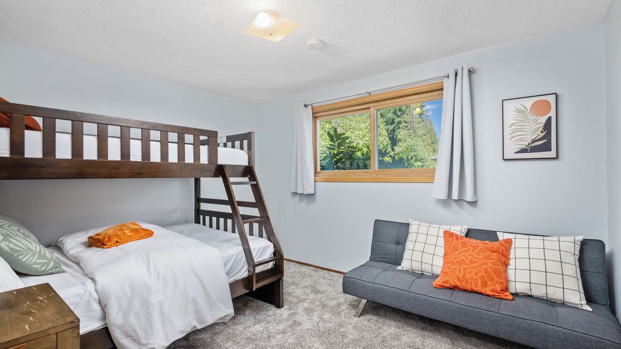 Photo of Bedroom in Milwaukie