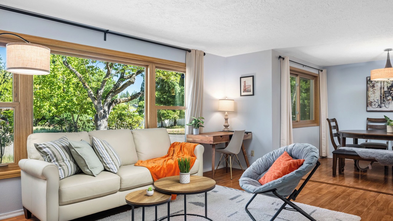 Photo of Livingroom in Milwaukie
