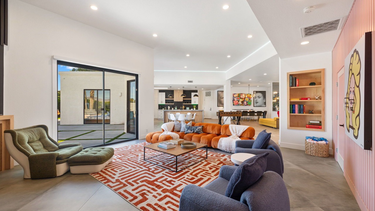Photo of Livingroom in Sunrise Vista Chino