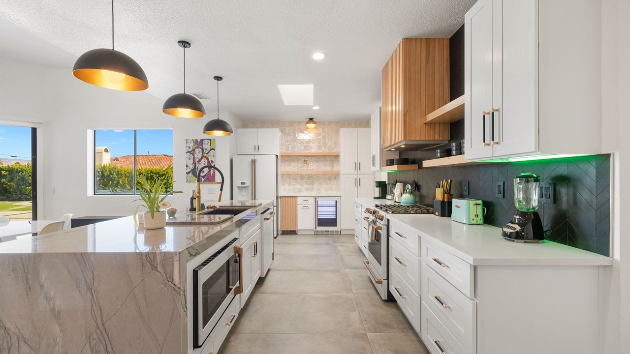 Photo of Kitchen in Sunrise Vista Chino