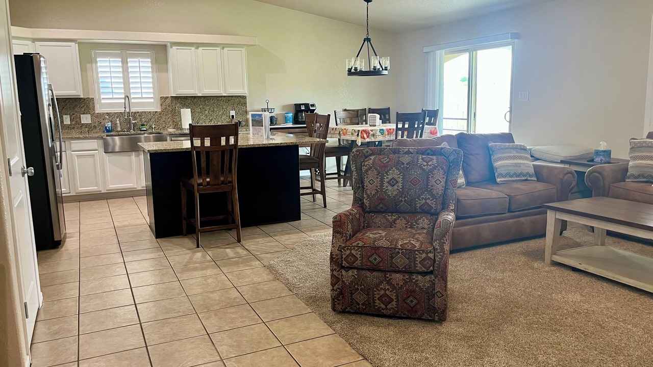 Photo of Livingroom in Fortuna Foothills