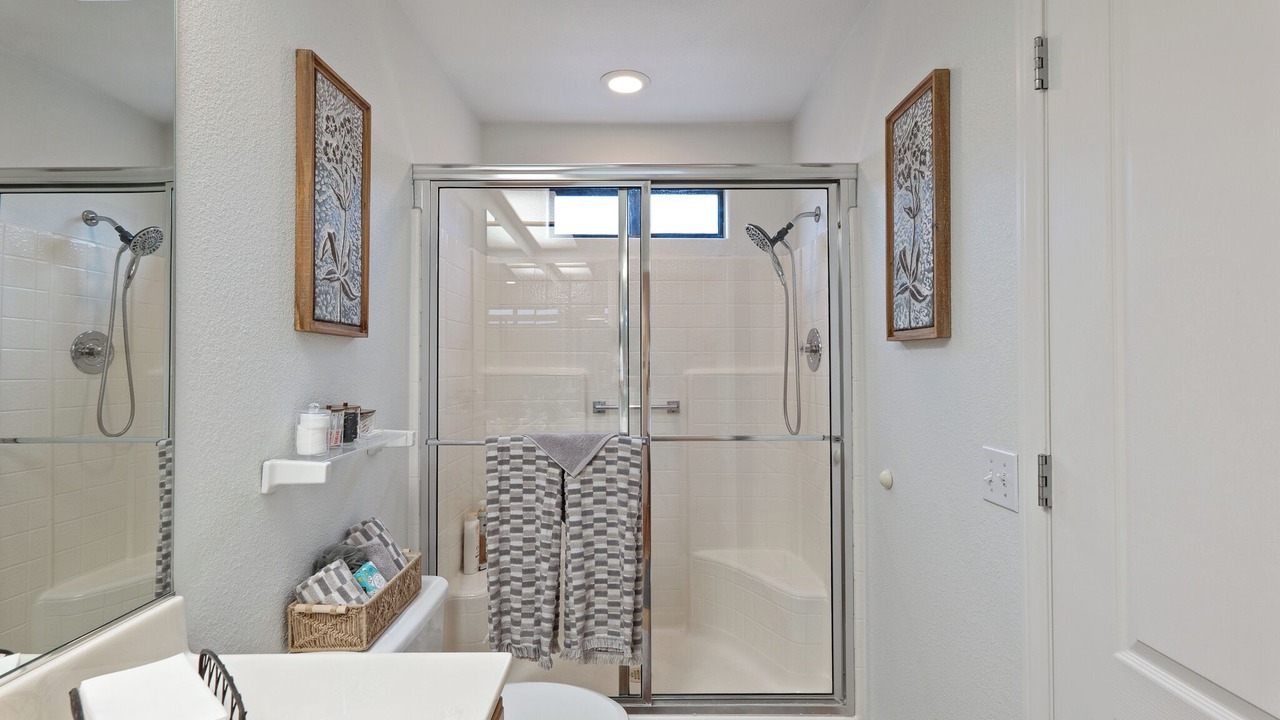 Photo of Bathroom in Holiday Shores