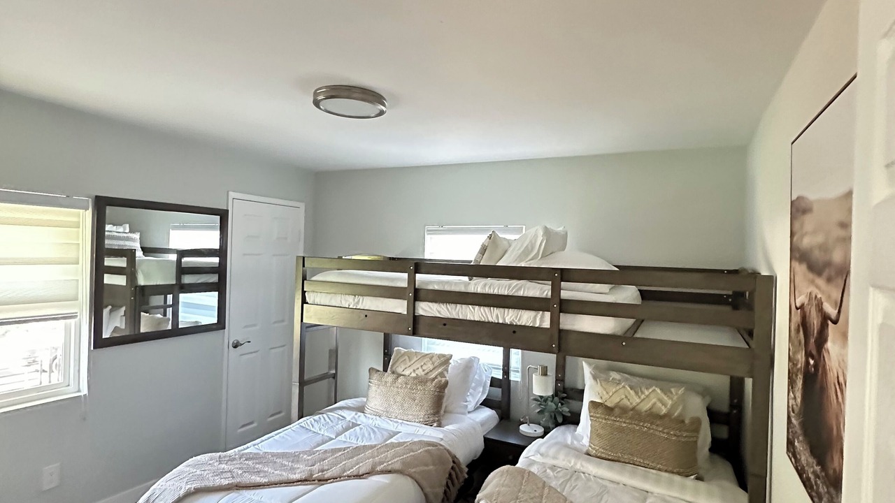 Photo of Bedroom in Los Angeles
