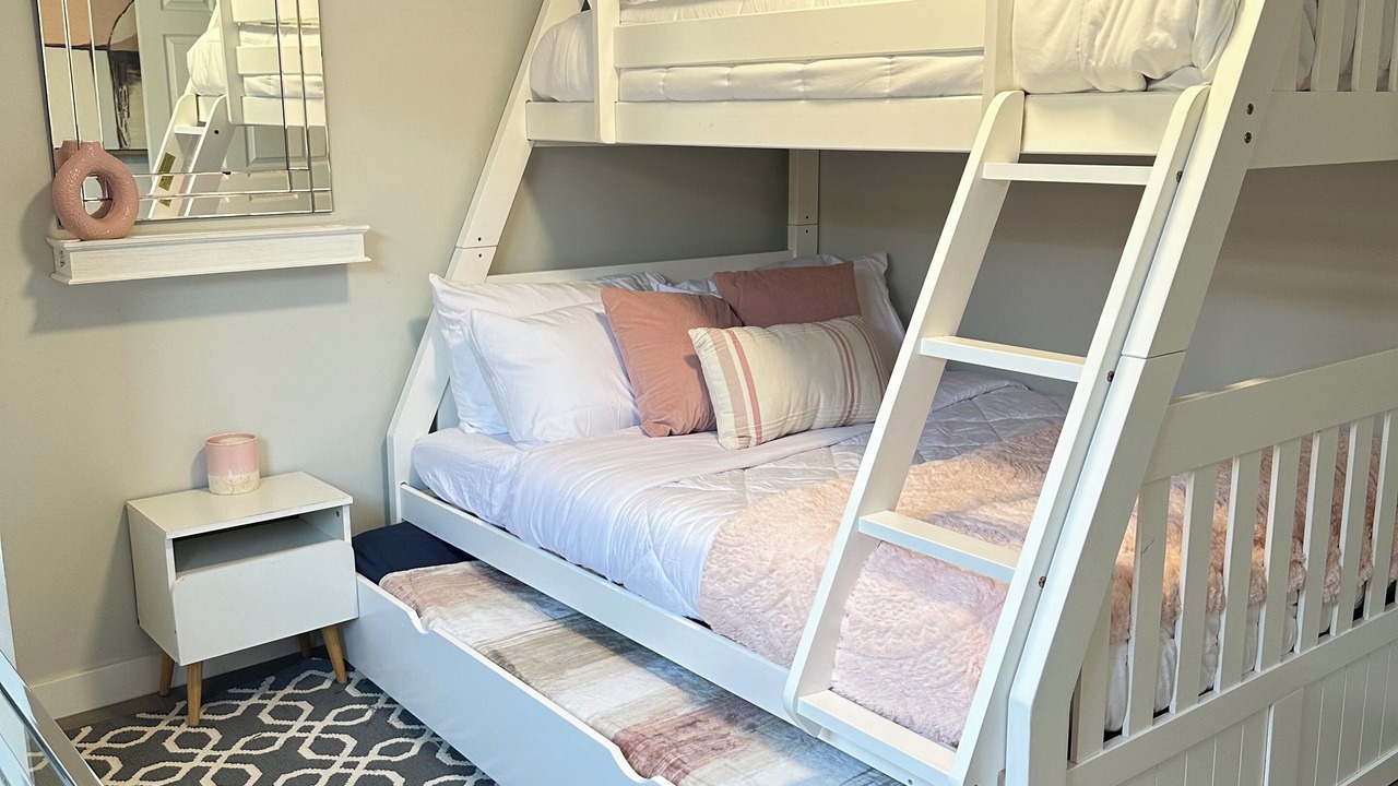 Photo of Bedroom in Los Angeles