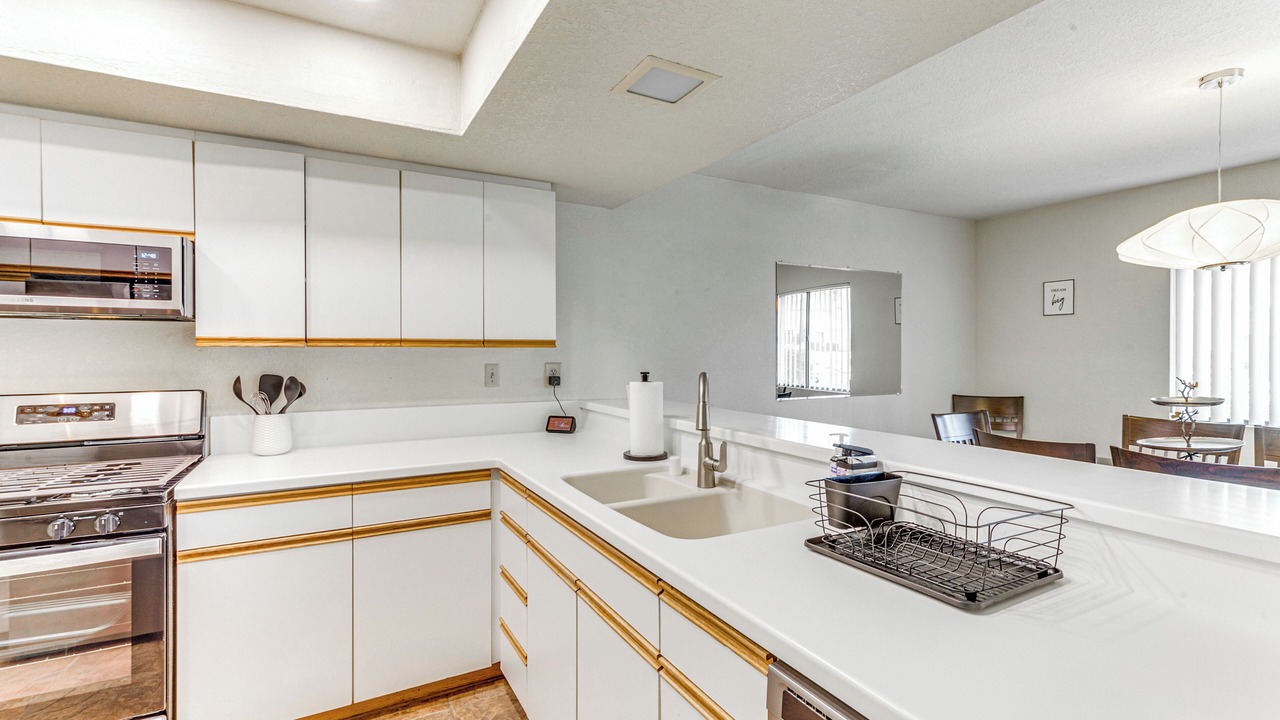 Photo of Kitchen in Cathedral City