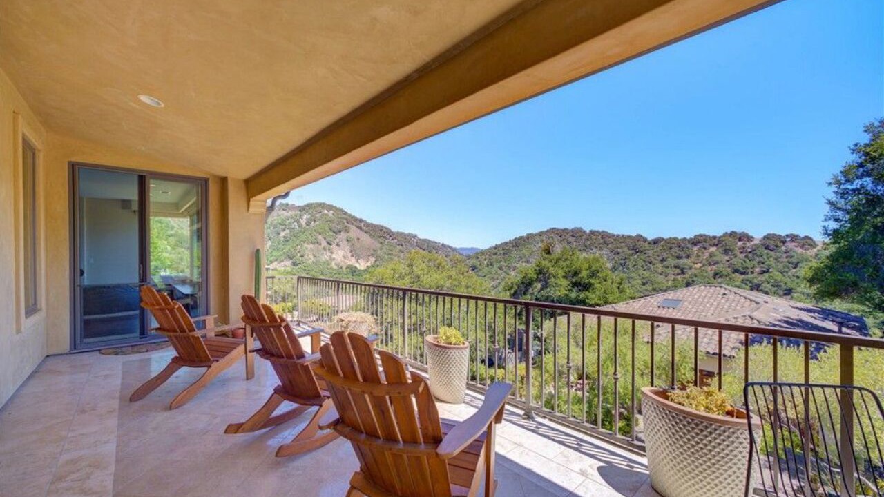 Photo of Patio Balcony in Avila Beach