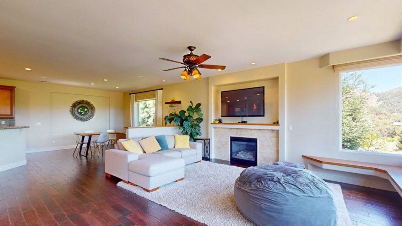Photo of Livingroom in Avila Beach
