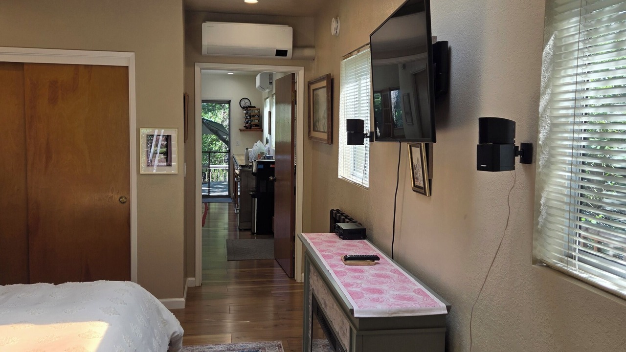 Photo of Bedroom in Atascadero
