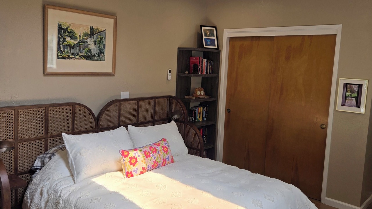 Photo of Bedroom in Atascadero