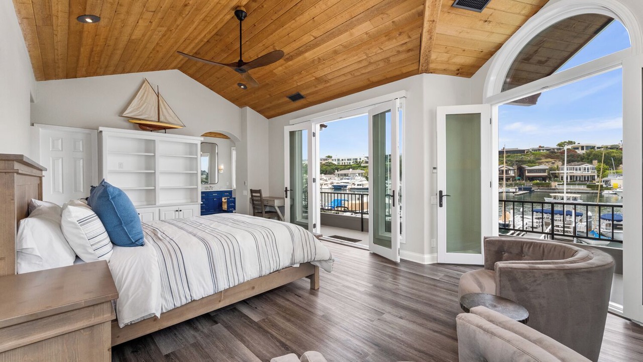 Photo of Bedroom in Newport Beach