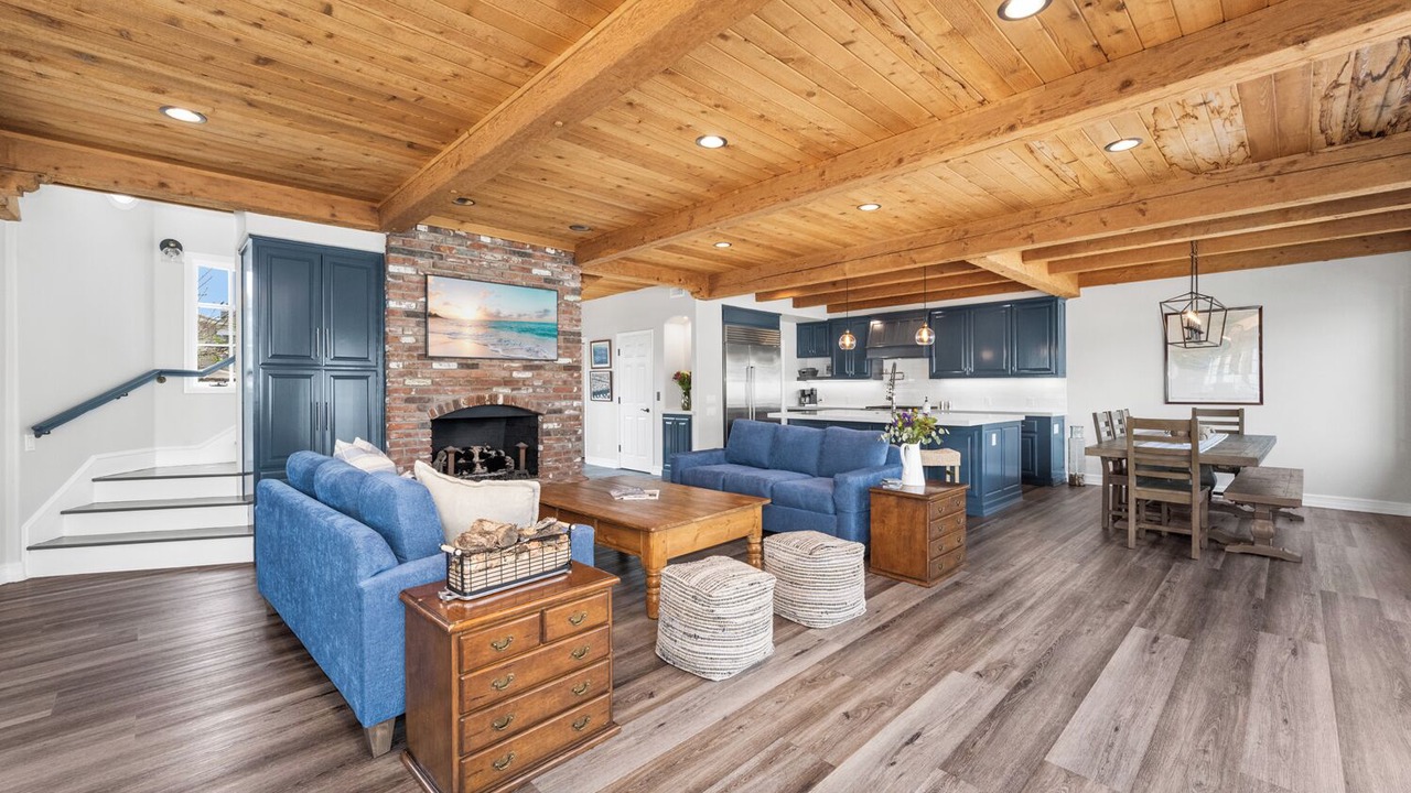 Photo of Livingroom in Newport Beach