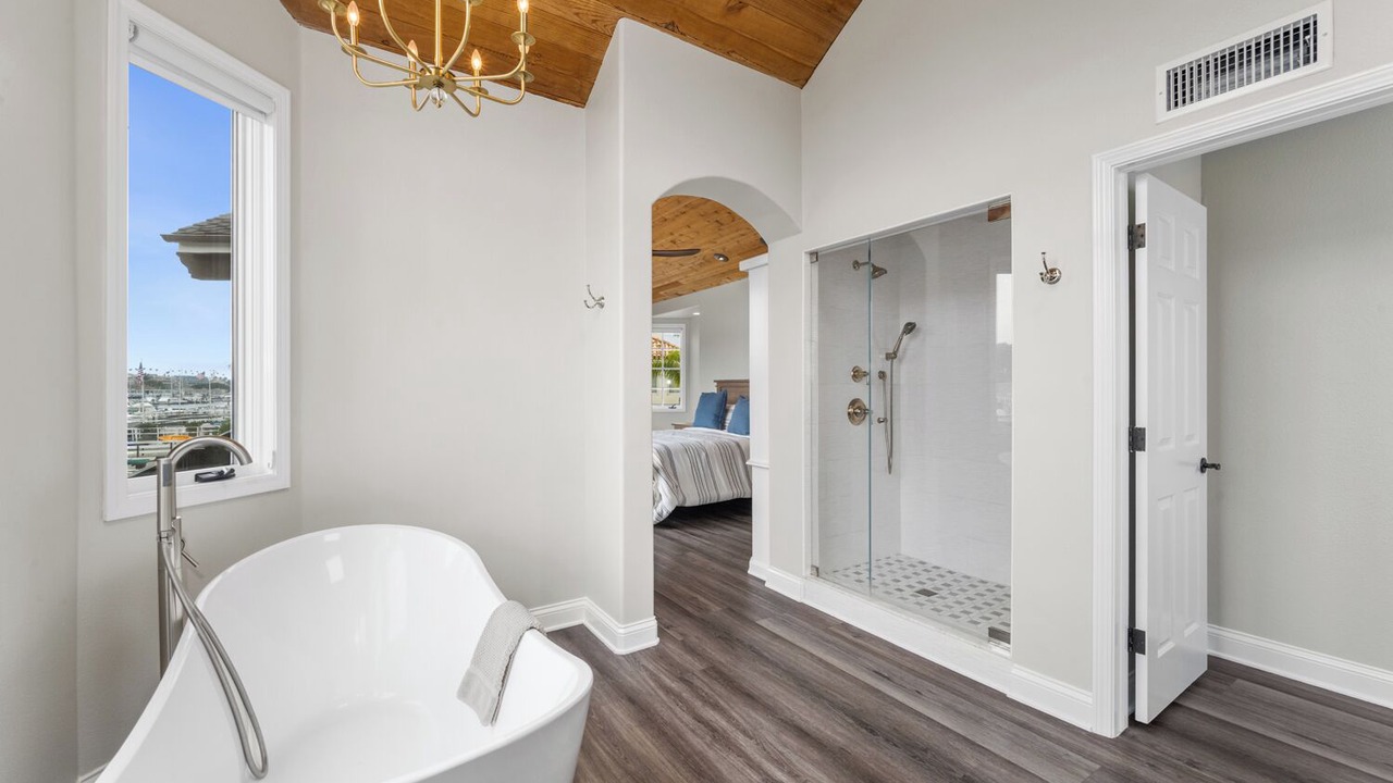 Photo of Bathroom in Newport Beach