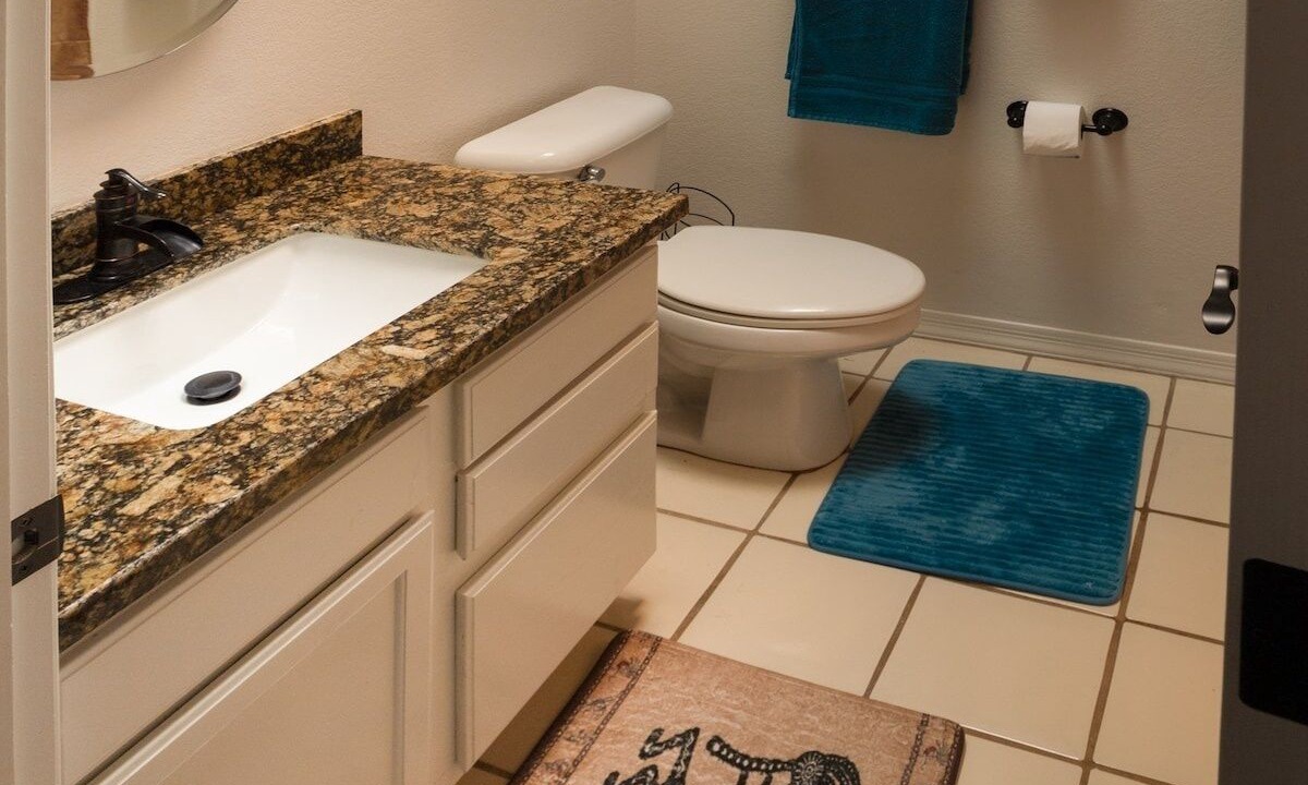 Photo of Bathroom in Valentine