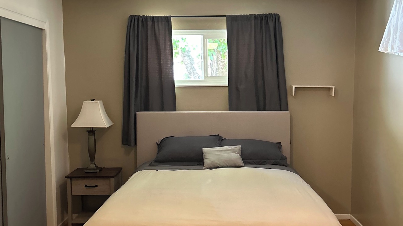 Photo of Bedroom in Dunsmuir
