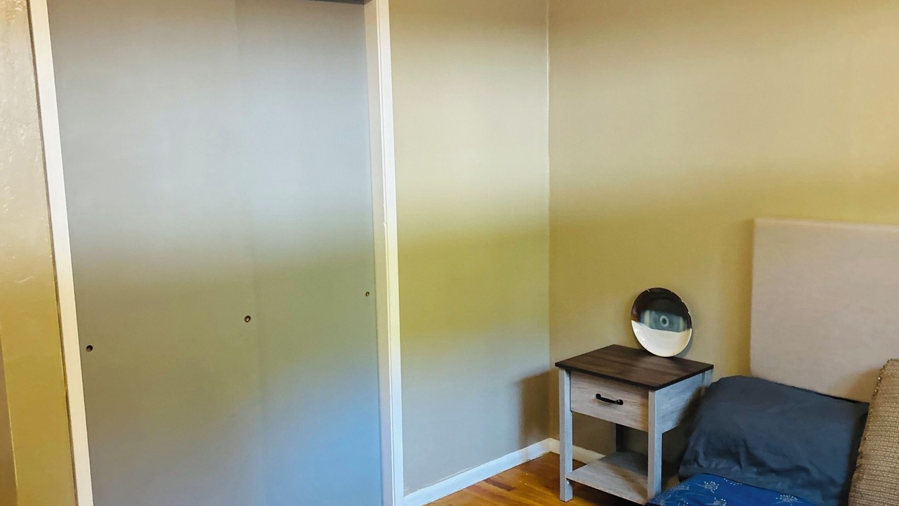 Photo of Bedroom in Dunsmuir