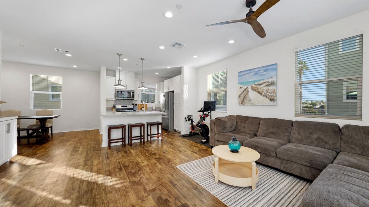 Photo of Livingroom in Imperial Beach
