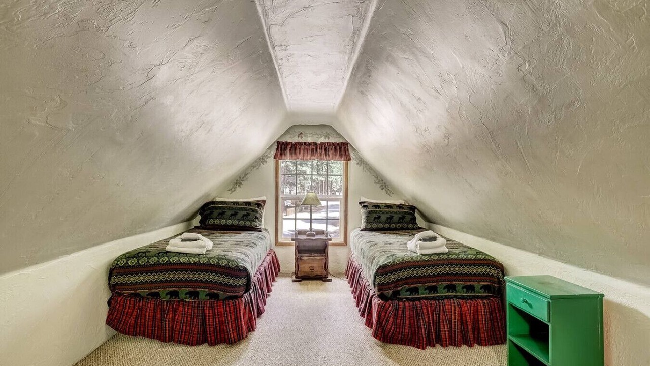 Photo of Bedroom in Bijou Pines