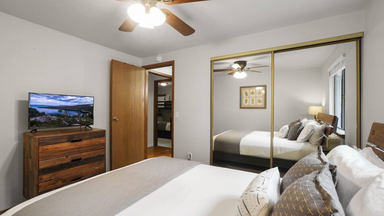 Photo of Bedroom in Black Bart