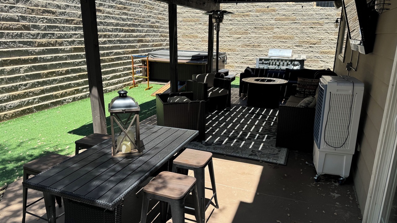 Photo of Outdoor in Oak Shores