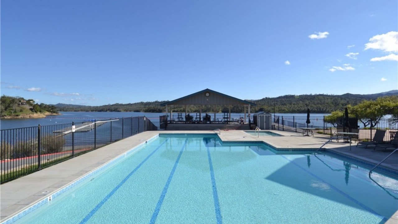 Photo of Outdoor in Oak Shores