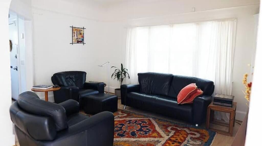 Photo of Livingroom in Emeryville
