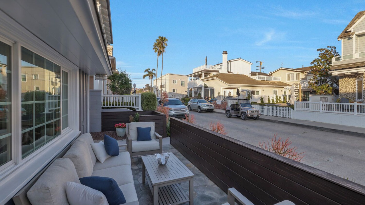 Photo of Patio Balcony in Newport Beach