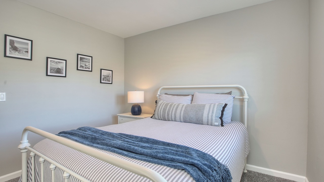 Photo of Bedroom in Downtown