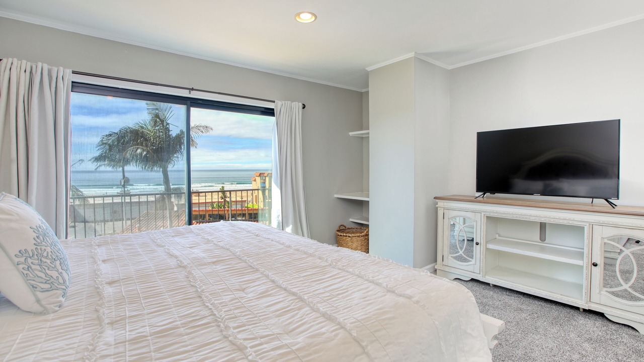 Photo of Bedroom in Downtown