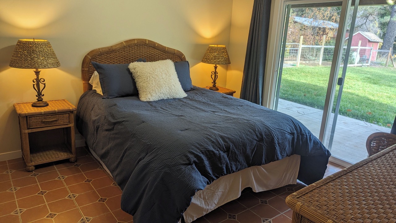 Photo of Bedroom in Cedar Ridge