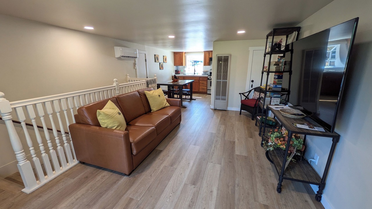 Photo of Livingroom in Cedar Ridge