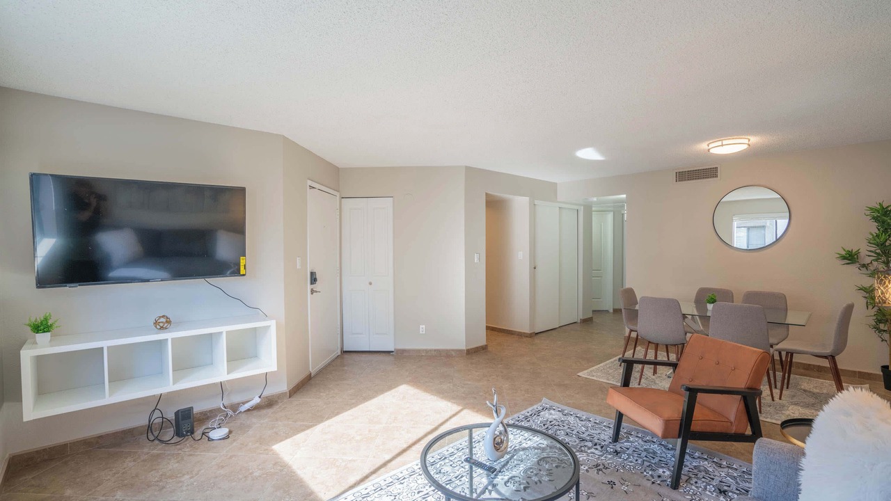 Photo of Livingroom in Cox Heights
