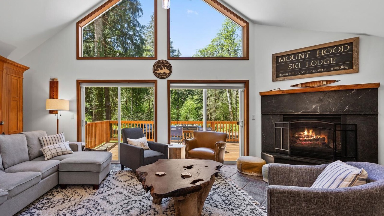 Photo of Livingroom in Brightwood