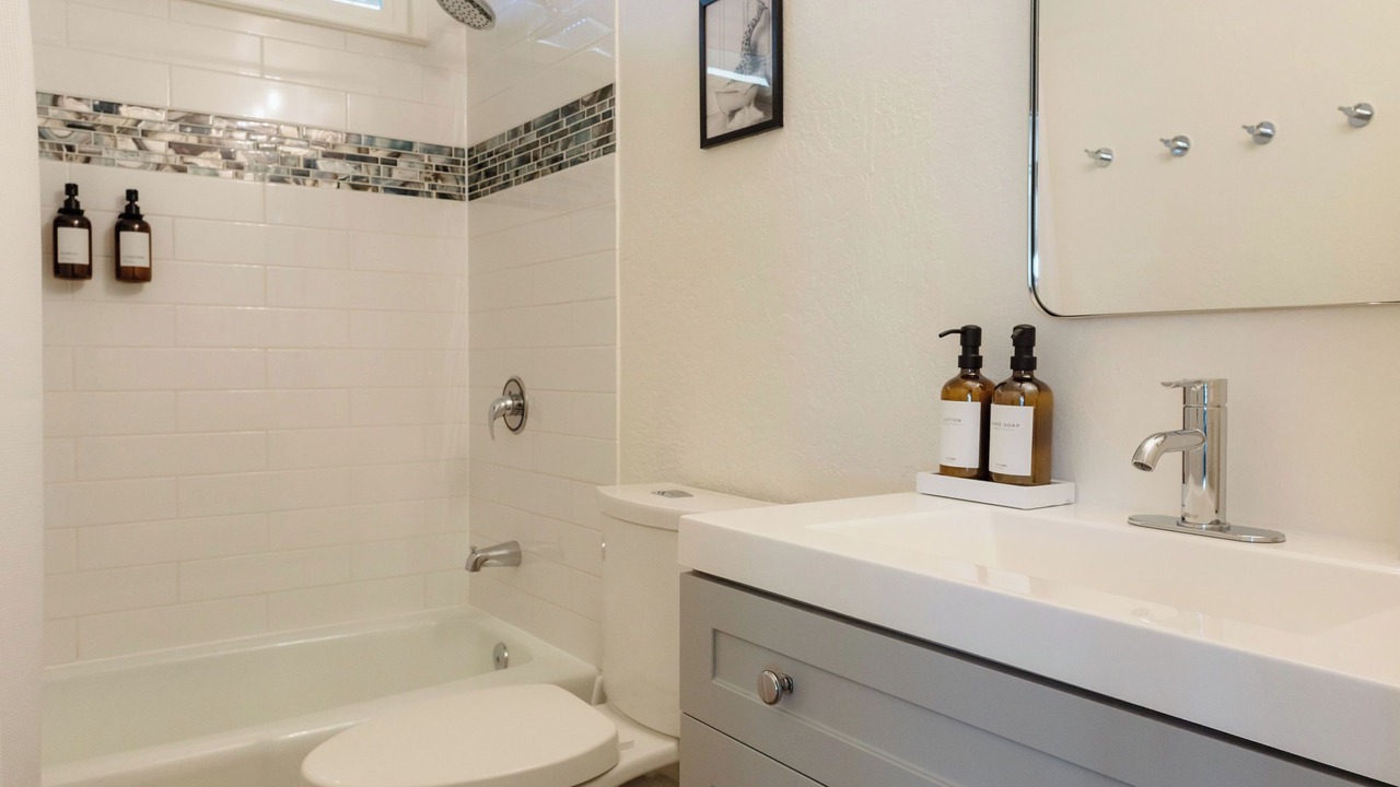 Photo of Bathroom in Mira Loma