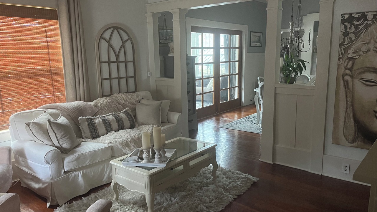 Photo of Livingroom in Dunsmuir