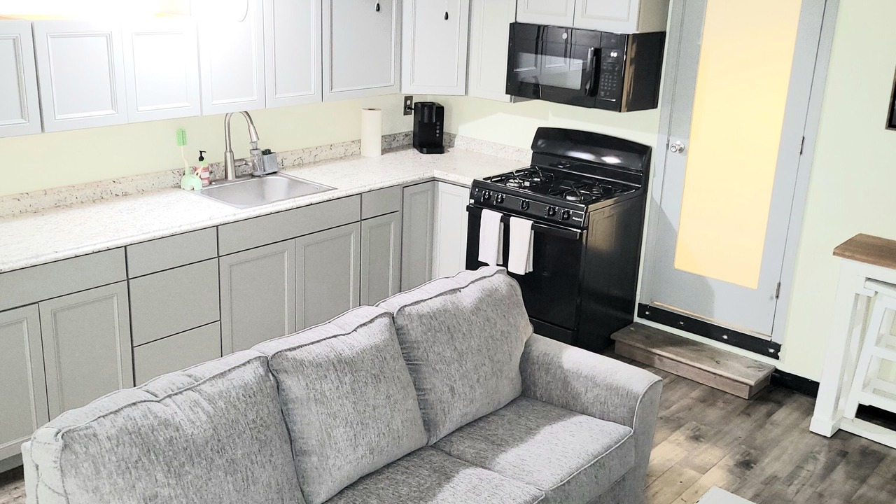 Photo of Livingroom in City Center Medford