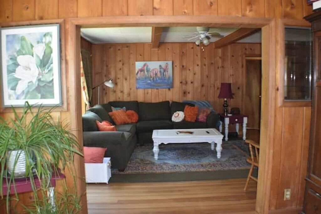 Photo of Livingroom in West Stayton