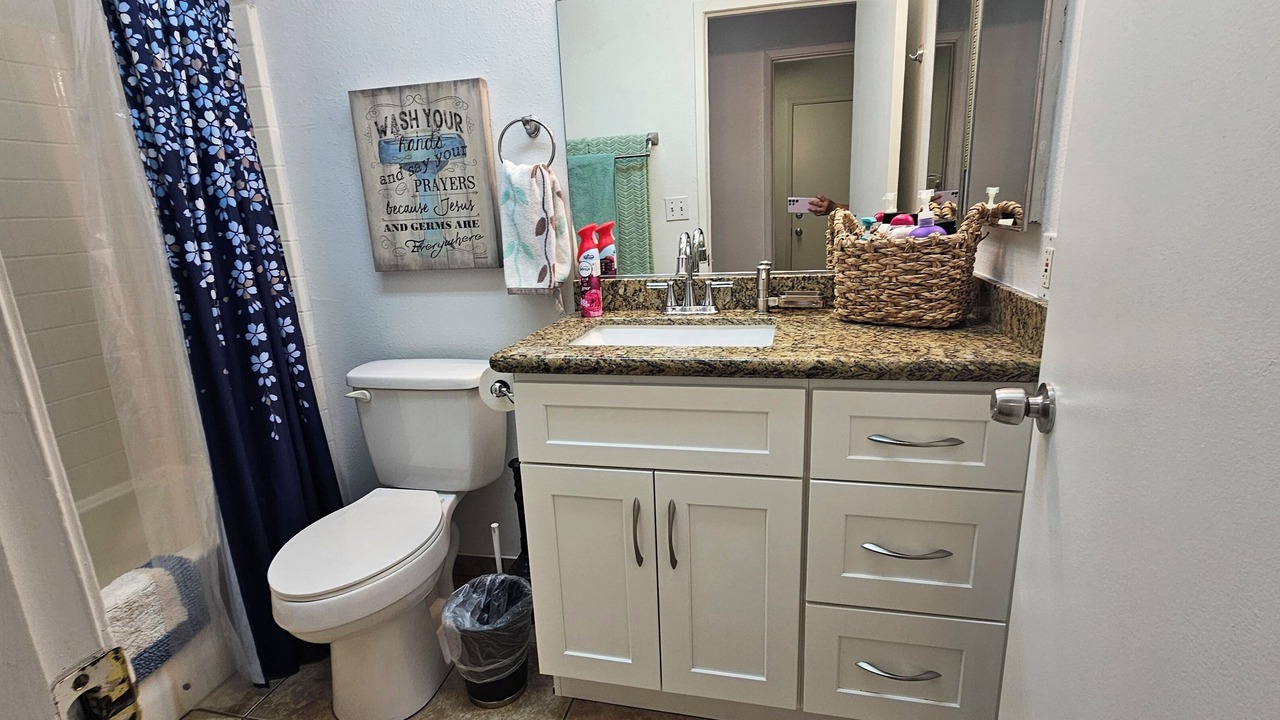 Photo of Bathroom in Kaweah