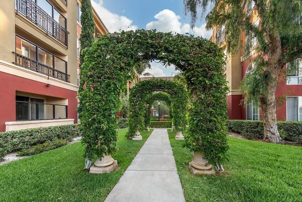 Photo of Outdoor in Orange
