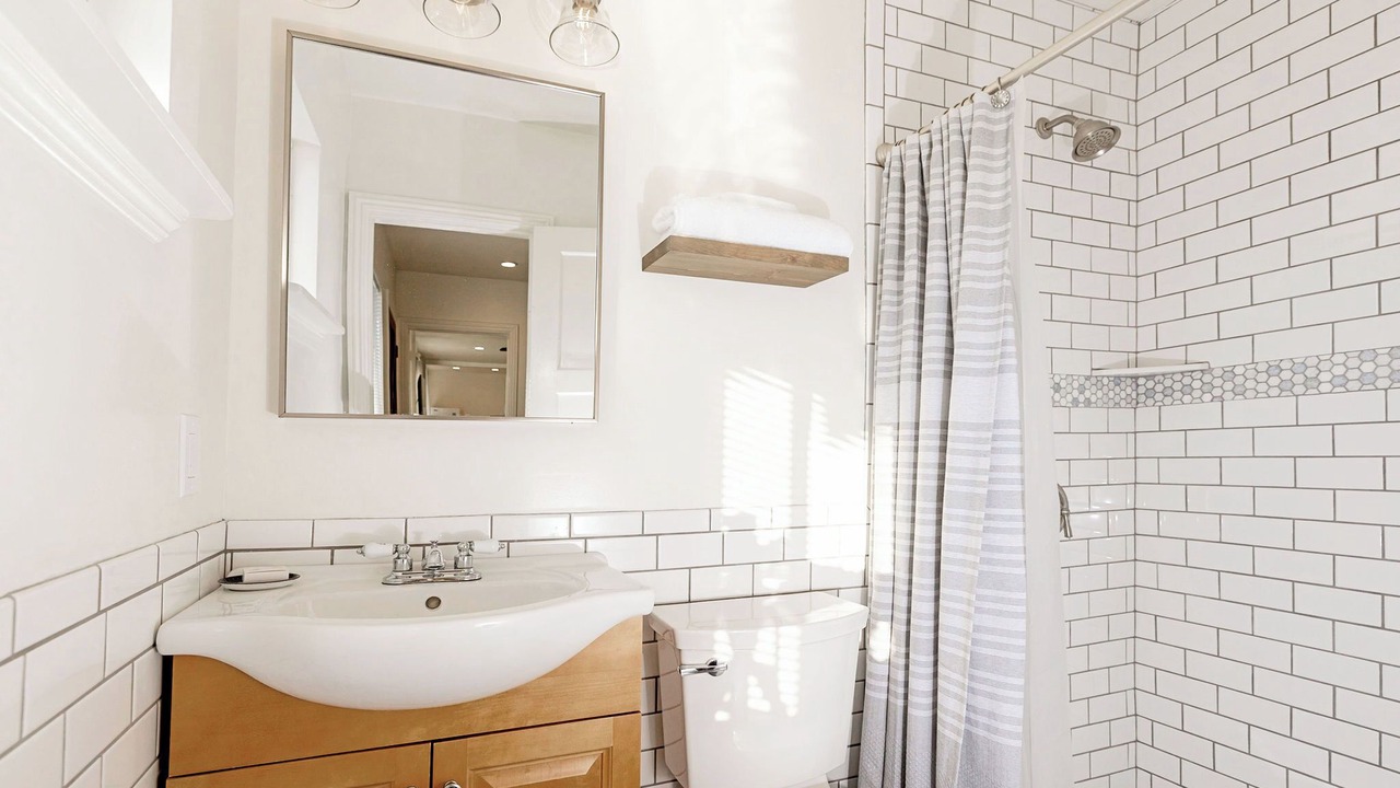 Photo of Bathroom in Cayucos