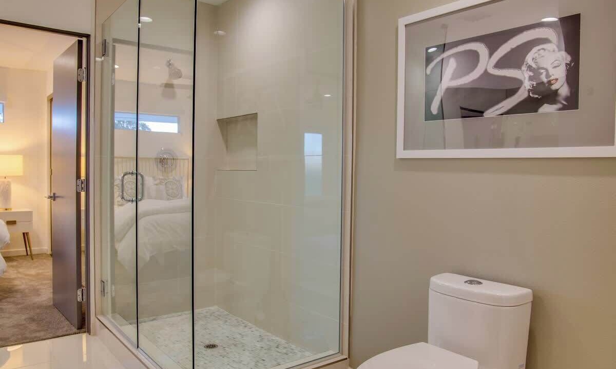 Photo of Bathroom in Indian Canyon