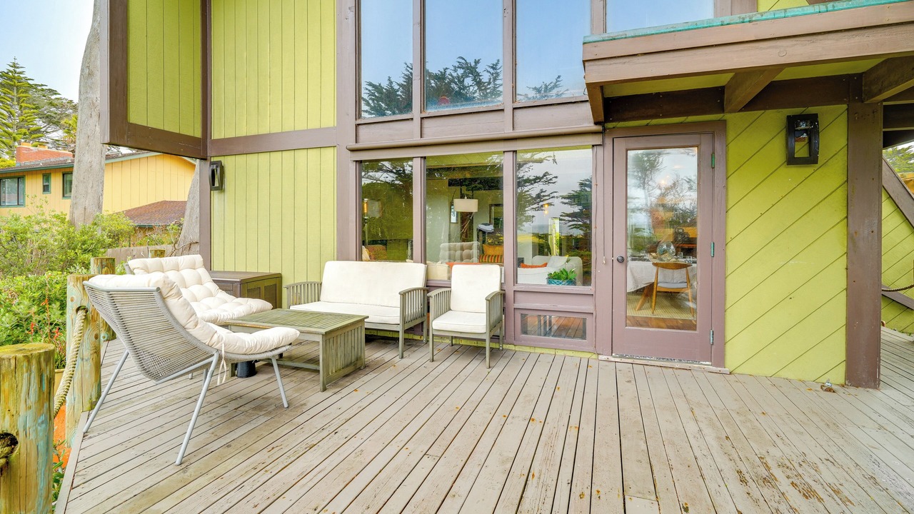 Photo of Patio Balcony in Moss Beach