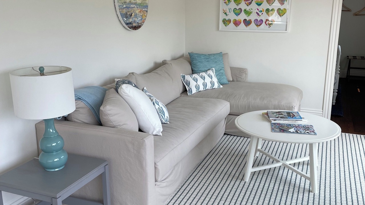 Photo of Livingroom in Jenner