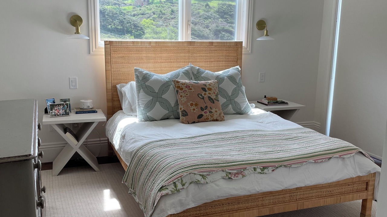 Photo of Bedroom in Jenner