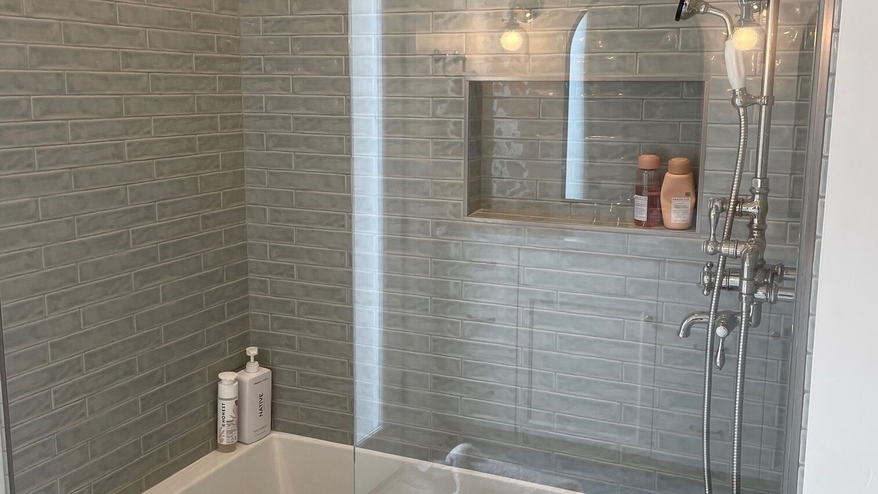 Photo of Bathroom in Jenner