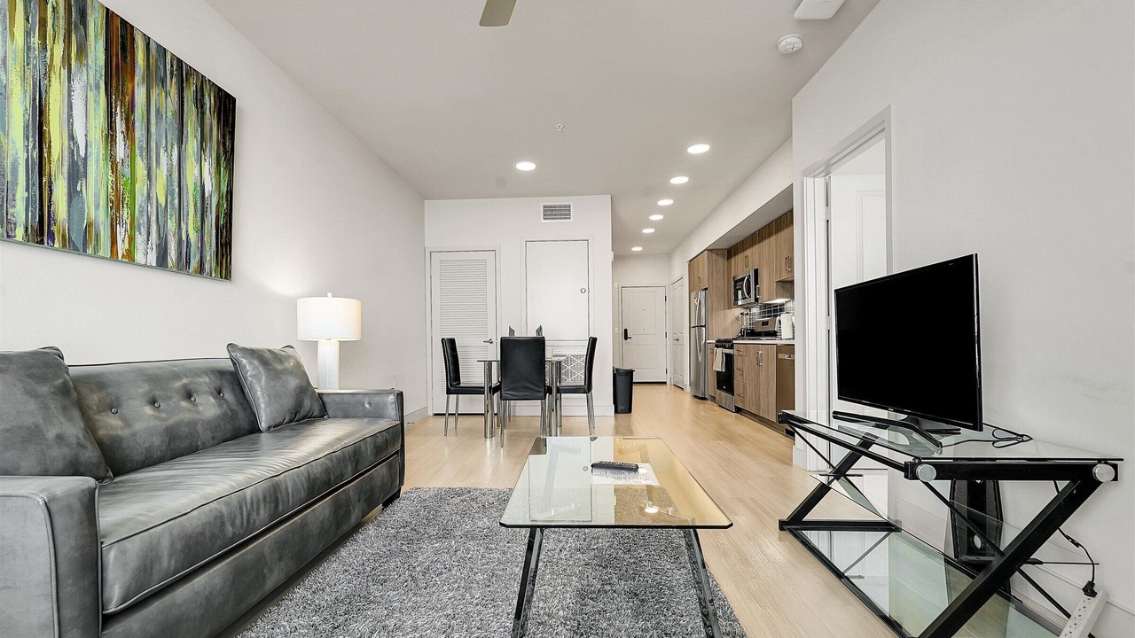 Photo of Bedroom in Midway District