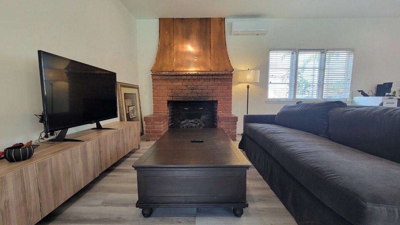 Photo of Livingroom in Walnut Valley