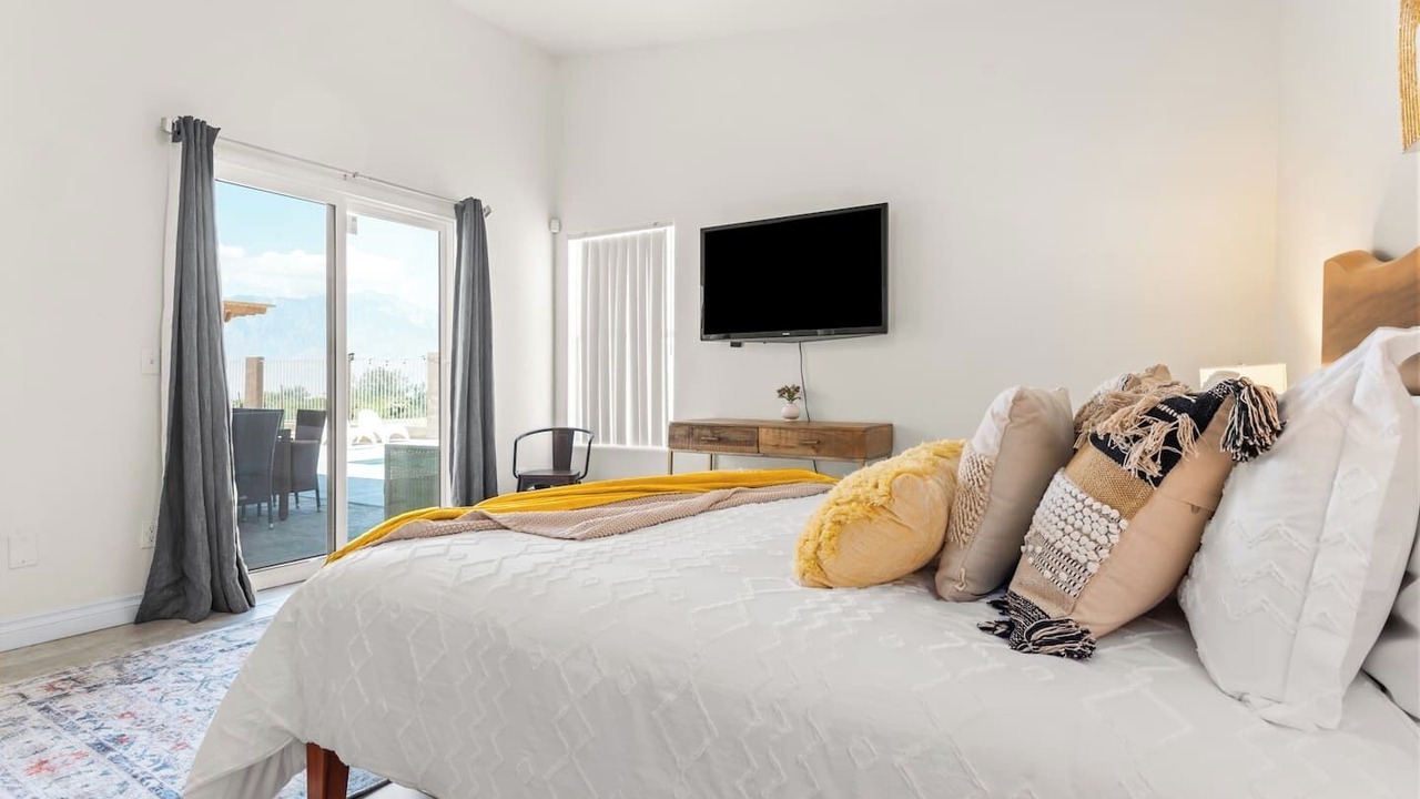 Photo of Bedroom in Desert Hot Springs