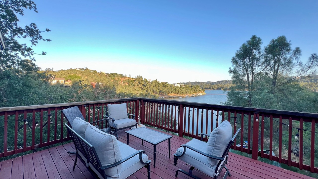 Photo of Patio Balcony in Oak Shores